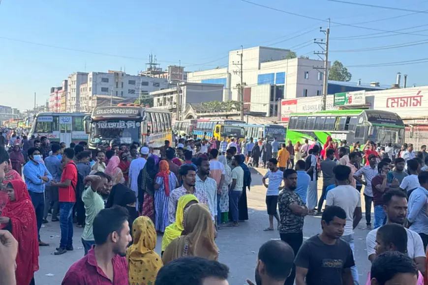 ২৪ ঘণ্টা ধরে ঢাকা-ময়মনসিংহ মহাসড়ক আটকে শ্রমিকদের বিক্ষোভ